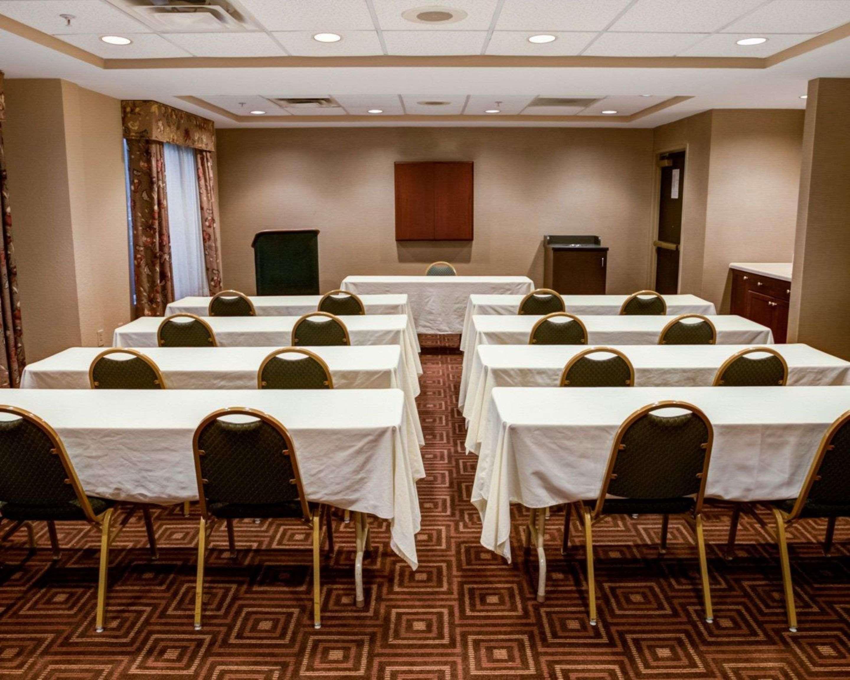 Comfort Suites Airport Charlotte Zewnętrze zdjęcie