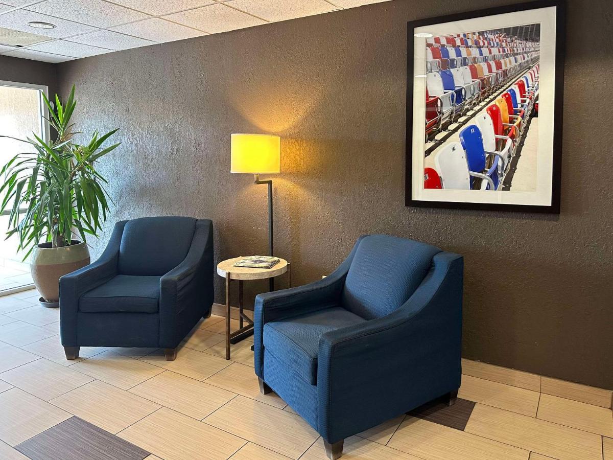 Comfort Suites Airport Charlotte Zewnętrze zdjęcie