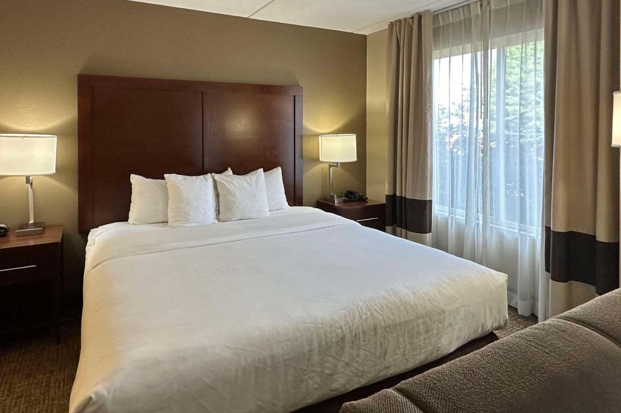 Comfort Suites Airport Charlotte Zewnętrze zdjęcie