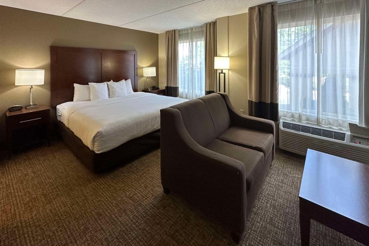 Comfort Suites Airport Charlotte Zewnętrze zdjęcie